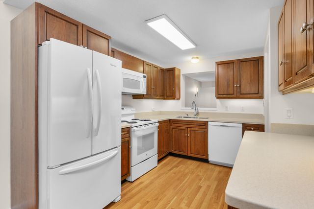 50 John Hall Cartway, Yarmouth Port, MA 02675