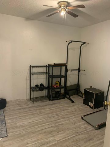 2233 SE 23RD Avenue, Amarillo, TX 79103