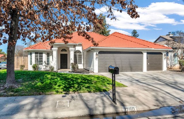 1760 E Omaha Avenue, Fresno, CA 93720