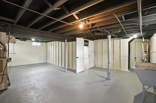 3312 E 170th Street, Lansing, IL 60438