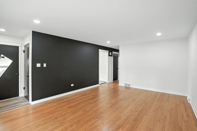 3312 E 170th Street, Lansing, IL 60438