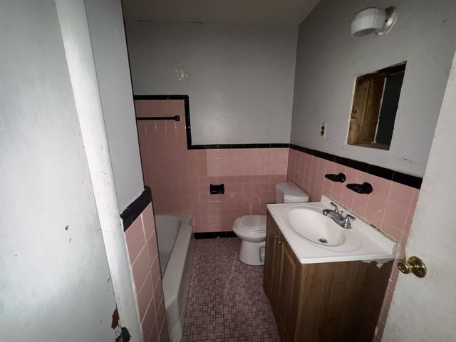 1308 E RAINES RD, Memphis, TN 38116