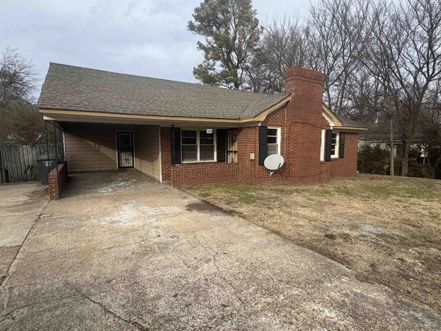 1308 E RAINES RD, Memphis, TN 38116