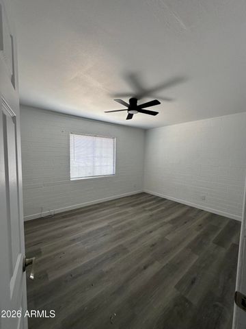1542 W CARSON Road, Phoenix, AZ 85041