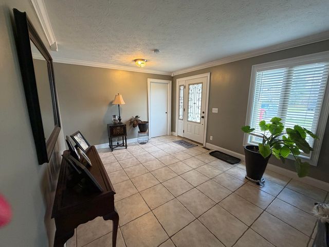 37 Cayenne Lane, London, KY 40741