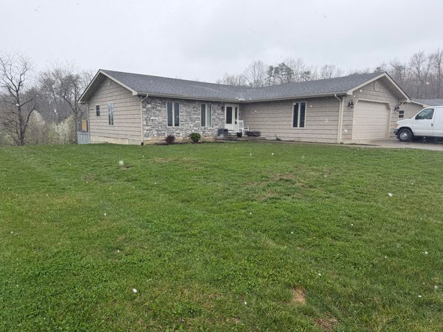 37 Cayenne Lane, London, KY 40741