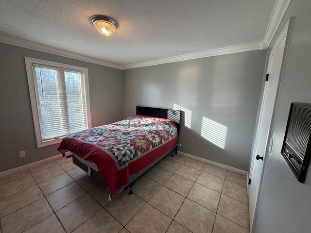 37 Cayenne Lane, London, KY 40741