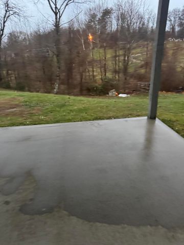 37 Cayenne Lane, London, KY 40741