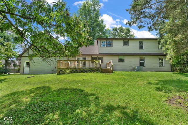 8 Mill Springs, Coatesville, IN 46121
