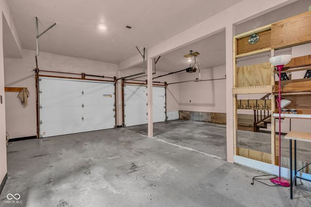 8 Mill Springs, Coatesville, IN 46121