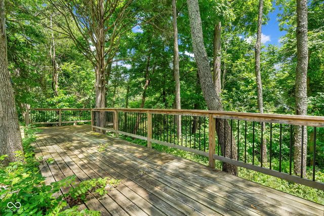 8 Mill Springs, Coatesville, IN 46121