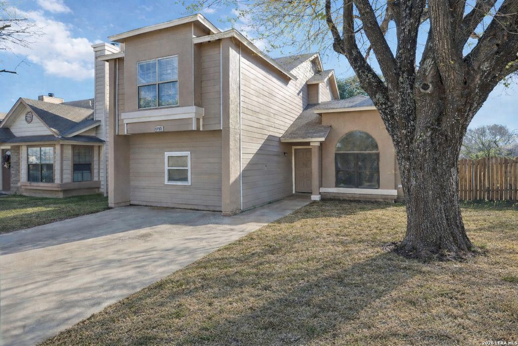 4102 MYSTIC SUNRISE DR, San Antonio, TX 78244