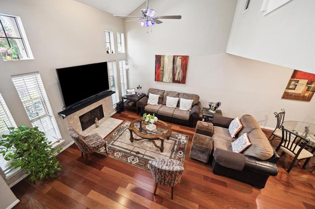 1018 Memorial Village Drive 124, Houston, TX 77024