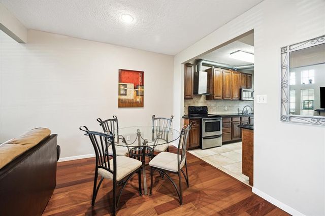 1018 Memorial Village Drive 124, Houston, TX 77024