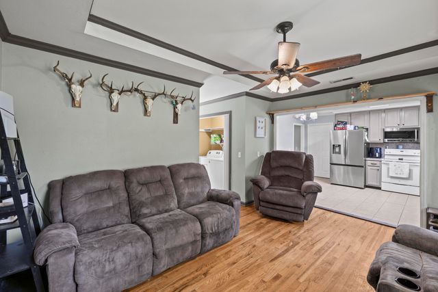 210 S Circle Drive, Lafayette, GA 30728