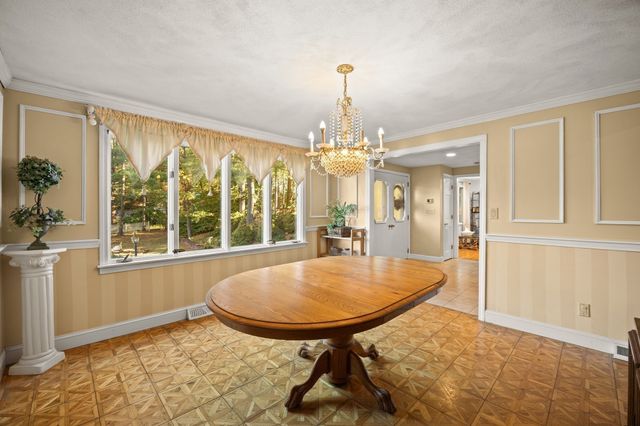 11 Colonial Ln, Canton, MA 02021