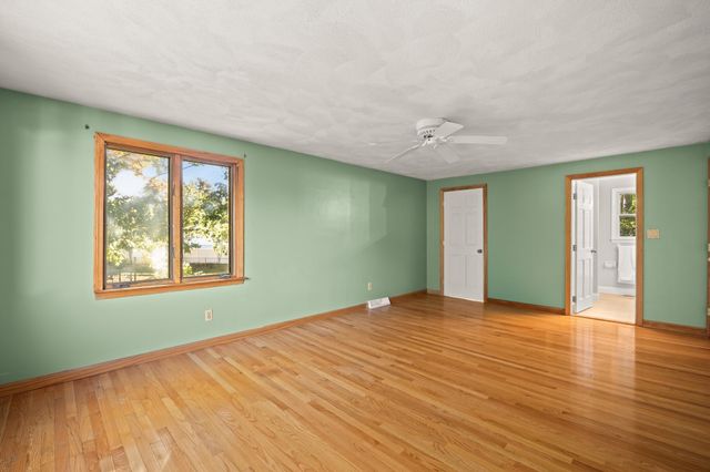 11 Colonial Ln, Canton, MA 02021