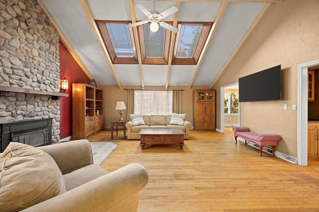 11 Colonial Ln, Canton, MA 02021