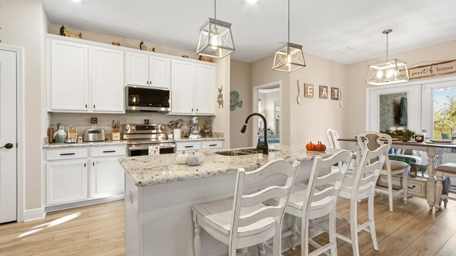 693 Coastal Breeze Drive, Freeport, FL 32439