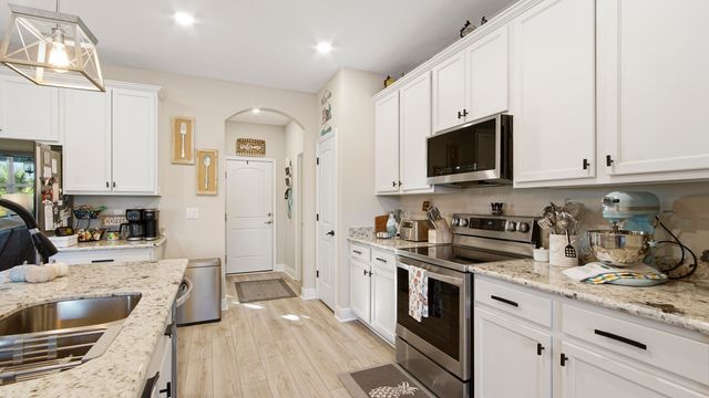 693 Coastal Breeze Drive, Freeport, FL 32439