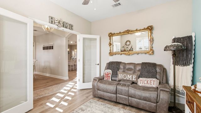 693 Coastal Breeze Drive, Freeport, FL 32439