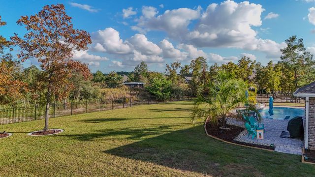 693 Coastal Breeze Drive, Freeport, FL 32439