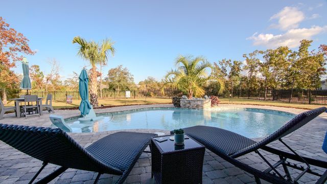 693 Coastal Breeze Drive, Freeport, FL 32439