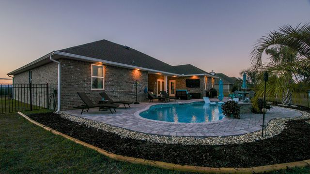 693 Coastal Breeze Drive, Freeport, FL 32439