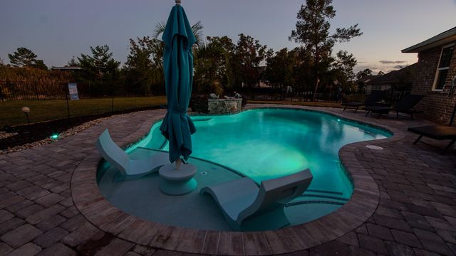 693 Coastal Breeze Drive, Freeport, FL 32439