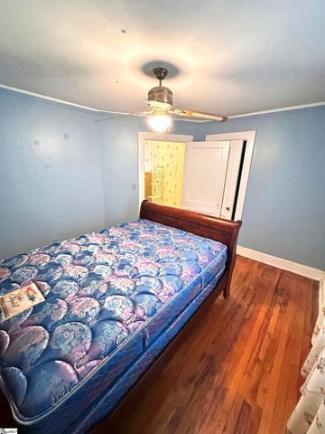 806 Perry Drive, Greenville, SC 29609