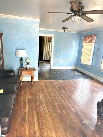 806 Perry Drive, Greenville, SC 29609