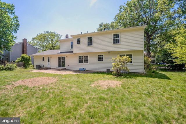18 PARKER RD, Plainsboro, NJ 08536