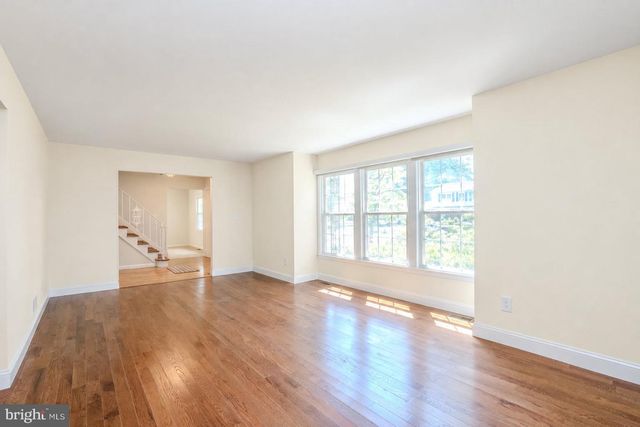 18 PARKER RD, Plainsboro, NJ 08536