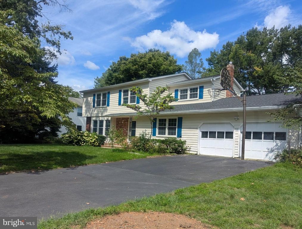 18 PARKER RD, PLAINSBORO, NJ 08536 — photo 2