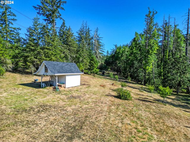Ridgetop Dr 15, Eugene, OR 97405