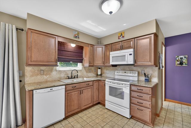 7108 Fairgrove Drive, Swartz Creek City, MI 48473