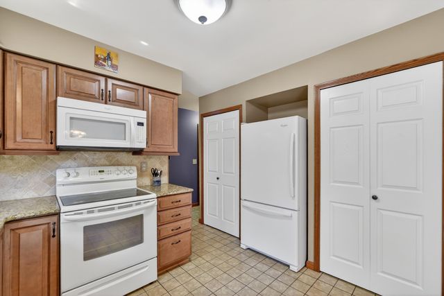 7108 Fairgrove Drive, Swartz Creek City, MI 48473