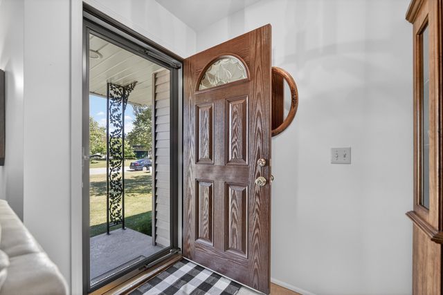 7108 Fairgrove Drive, Swartz Creek City, MI 48473