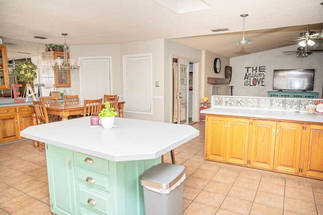 2917 Dove Lane, Denver City, TX 79323