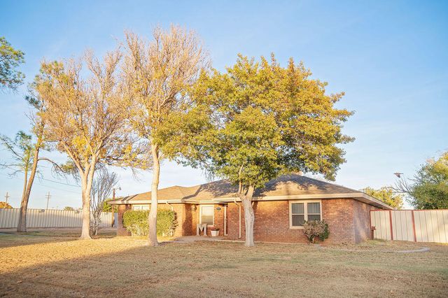 2917 Dove Lane, Denver City, TX 79323