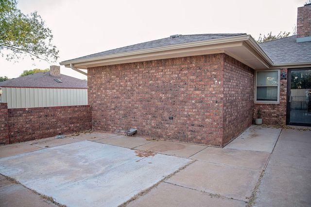 2917 Dove Lane, Denver City, TX 79323