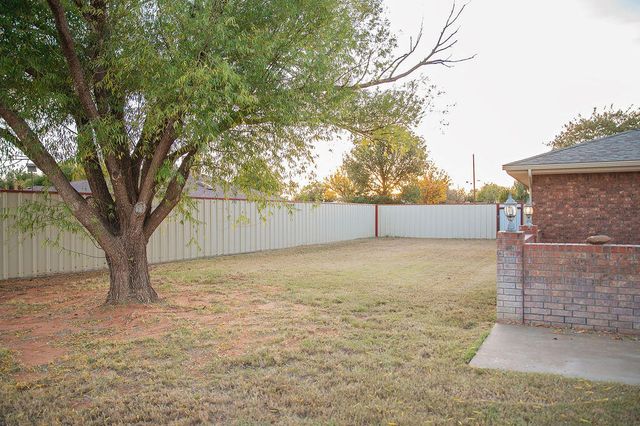 2917 Dove Lane, Denver City, TX 79323