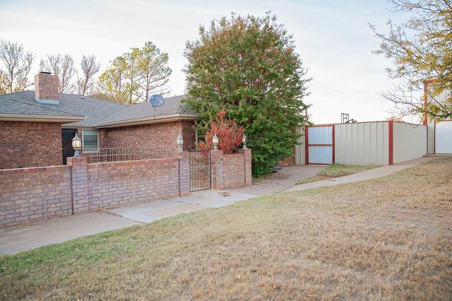 2917 Dove Lane, Denver City, TX 79323