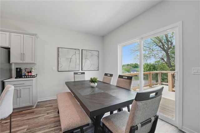 106 Lake Meadows Drive, Smithville, MO 64089