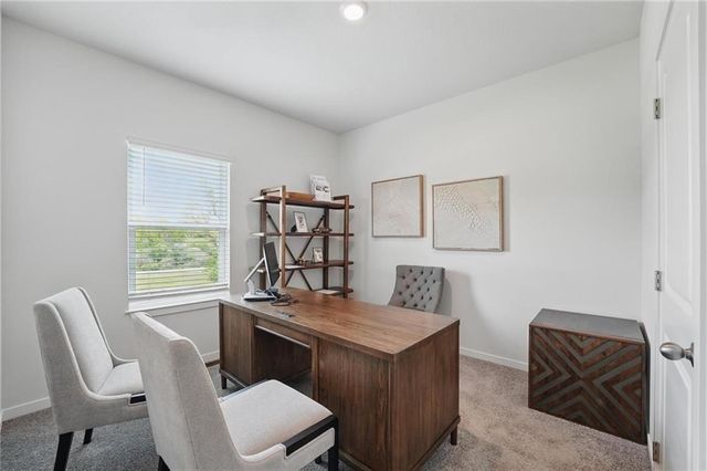 106 Lake Meadows Drive, Smithville, MO 64089