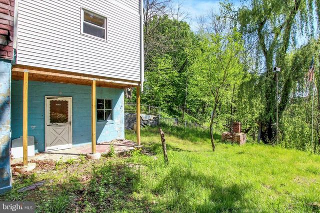 720 N 2ND ST, Pottsville, PA 17901
