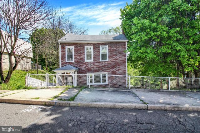 720 N 2ND ST, Pottsville, PA 17901
