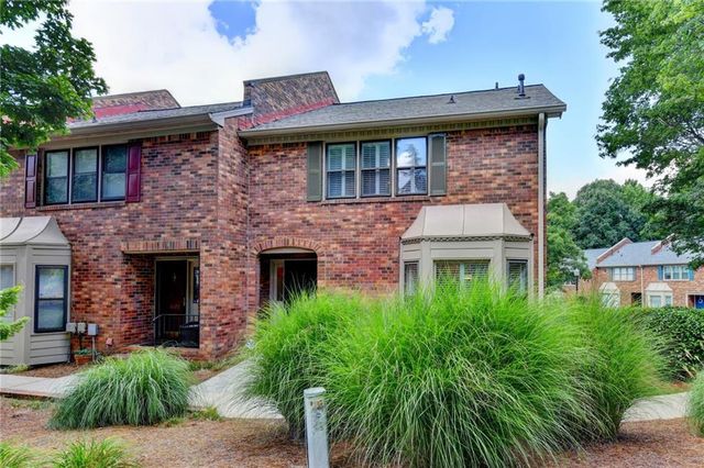 6110 Windsor Trace Drive, Peachtree Corners, GA 30092