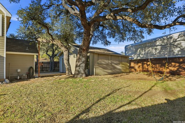 2325 Lakeshore Dr, Canyon Lake, TX 78133