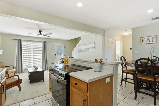 2325 Lakeshore Dr, Canyon Lake, TX 78133